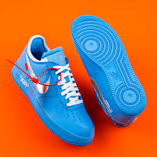Nike Air Force 1 Low Off White Black White 2 0 Celebrating Virgil Abloh S Career Retrospective In His Hometown At Chicago S Museum Of Contemporary Art Th Off White Shoes Nike Air Shoes Sneakers Men Fashion