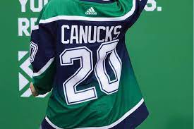 Vancouver canucks' reverse retro talk ft thomas drance. Canucks Reverse Retro Sweaters A Nod To West Coast Express Era Hockey Sports The Guardian