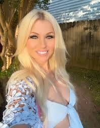 Leonard Calloway's Instagram, Twitter & Facebook