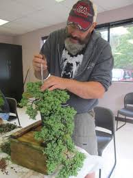 The portland japanese garden partners with local bonsai practitioners in portland and from around the region. Pamplin Media Group Bonsai Society Of Portland S Third Annual Fall Exhibit At The Milwaukie Center