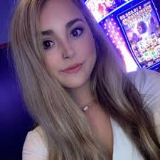 Destiny Caldwell (@Destinyy__Faith)