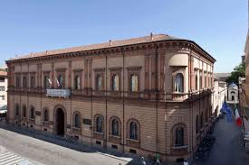 Lo scopo della nuova banca era di raccogliere il risparmio del lavoro familiare, promuovere lo spirito di previdenza nei confronti delle. 20 Anni D Amore Tra La Cassa Di Risparmio Di Ravenna E La Banca Di Imola