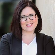 Alyson Carpenter's Instagram, Twitter & Facebook