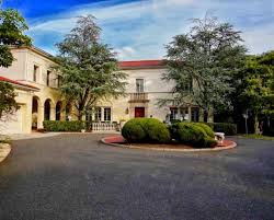 Choose from more than 3,000 properties, ideal house rentals for families, groups and couples. New Jersey Mob Boss Mansion Auction Top Ten Real Estate Deals