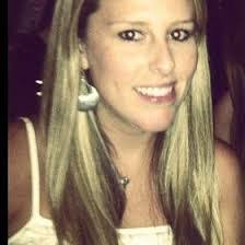 Mandi Howell's Instagram, Twitter & Facebook