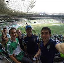 O zagueiro do são paulo arboleda mostrou que está antenado com os acontecimentos do rival do tricolor, o palmeiras. Selfie Do Gerente Do Sao Paulo Com A Camisa Do Palmeiras E Arboleda Prisma R7 Cosme Rimoli