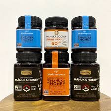 Wedderspoon Raw Multifloral Manuka Honey Kfactor 12 1.1 Lb (500 G)