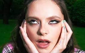 A sorpresa Maluma pubblica 'Papi Juancho' album scritto durante la  quarantena