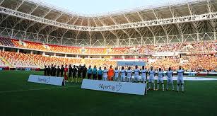 Malatyaspor stadı ahmet kaya şafak türküsü çalındı erzurumspor taraftarı ıslıkladı. Yeni Malatya Stadi Ndaki Ilk Maca Kac Kisi Geldi Malatya Haber