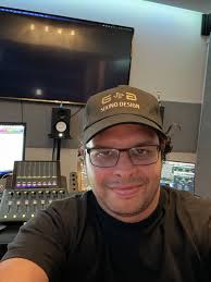 Biography author matching "gomez" (Sorted by Popularity Ascending)