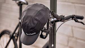 Park And Diamond S New Baseball Hat Like Head Protection Is Designed To Be More Convenient And Stylish Than Carrying Around A Bike Helmet Helmet Cycling Helmet