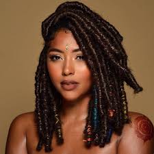Blonde bob hairstyle for girls. Pin By Moe Wise On Hair Locs Hairstyles Faux Locs Hairstyles Hair Styles