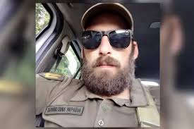 Антон Карайван, мошенник, Миротворец