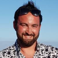 10+ "Adrian Linden" profiles