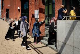 Bekir(e)k gehitu du, txio hau ez dago erabilgarri. Medeverdachte In Moordzaak 16 Jarige Humeyra Komt Vrij Na Intrekken Verklaring Ontvoeringsplan Door Hoofdverdachte Bekir E De Volkskrant