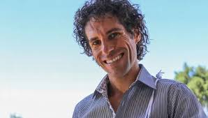 Sylvain Denis court toujours