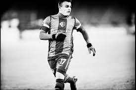 Threaten to shave his afro. Zwischen Zeit Und Raum Tageswoche