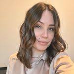 Cari Nieves's Instagram, Twitter & Facebook