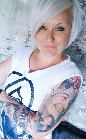 Linkin Park Fans Getting Tattoos in Memory of Chester Bennington