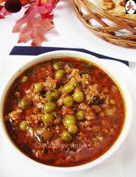 Mangsho Ghugni Mutton Keema Curry With Peas Soaked In Bengali Flavour Recipe Indian Food Recipes Curry Recipes