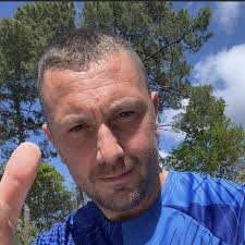 Richard PARADA, 43 ans (OLLAINVILLE, CHATILLON, MEUDON LA FORET)