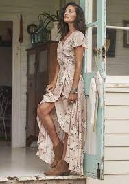 Maybe you would like to learn more about one of these? Les Meilleures Robes D Ete En Tendance Pour Cette Annee Archzine Fr Robe Ete Pas Cher Mode Bohemienne Jolie Robe