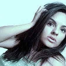 Cindy Palermo's Instagram, Twitter & Facebook