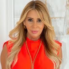 Christina Cebula's Instagram, Twitter & Facebook