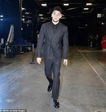 He spent most of his playing days abroad, playing for teams like sony milano, scavolina pesaro, and khimki. Kendall Jenner Gets Emotional Watching Beau Devin Booker Play Throughout Game 1 Of The Nba Finals Geeky Craze