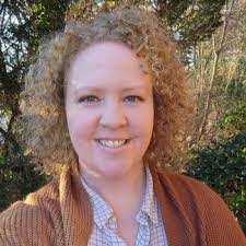 Candi Holt's Instagram, Twitter & Facebook