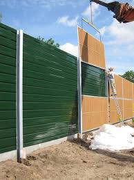 Was kostet ein neuer garten? Welche Faktoren Beeinflussen Die Hohe Einer Larmschutzwand