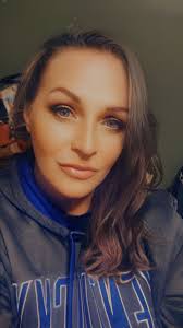 My goal is to get 1000 followers. I follow back .