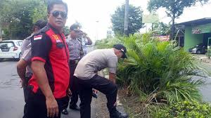 Kami kirim barang random yg ready, kecuali ada keterangan membeli=setuju happy. Bom Bantal Hebohkan Purwokerto Radar Banyumas