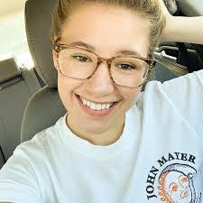 Emily Henline's Instagram, Twitter & Facebook