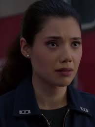 Violet and Gallo Kiss