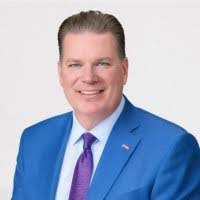 Carey Smith's Instagram, Twitter & Facebook