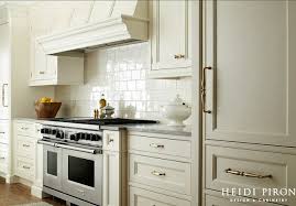 Classic Kitchen Love The Big Subway Tiles As Backsplash Off White Kitchens Off White Kitchen Cabinets White Kitchen Decor