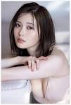 秋山利奈
