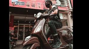 Dan simak juga foto terupdate dari kami download contoh gambar sketsa orang naik motor. Mnpmpcjzmpbtim