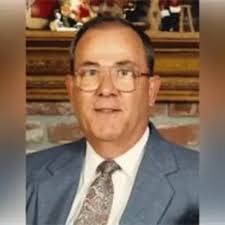 Douglas Hooker's Instagram, Twitter & Facebook