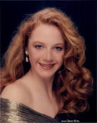 Kelly Whitfield's Instagram, Twitter & Facebook