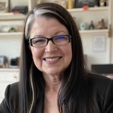 Transflo CEO Renee Krug Honored as SupplyTech Company CEO of the Year by  SupplyTech Breakthrough