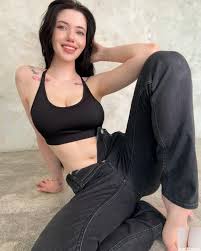 The picture of the hot body “alinyano” is fascinating and full of  temptation, so hot! (38P) – Page 2 – Jrants Pictures