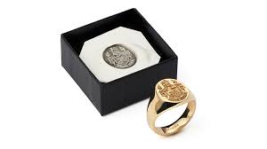 Cincin Signet adalah Hadiah Sempurna untuk Ulang Tahun ke-21 | Cincin Signet Hancocks