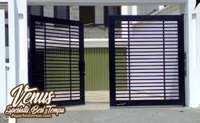 Gambar desain teras rumah minimalis mewah, cantik, sederhana dan klasik. 5 Contoh Model Pintu Rumah Terbaru Venus Pagar Besi Tempa Klasik Minimalis Mewah Modern