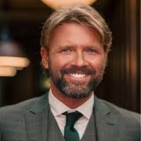 Jesse Graf's Instagram, Twitter & Facebook