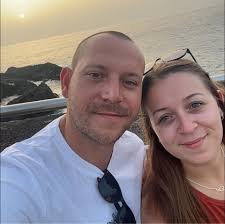 Is anyone else having trouble getting into UT