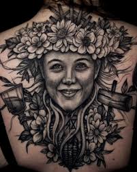 Beautiful skeleton and frame by @terry__downs! 🩻🪞 • • • #finelinetattoo  #skeletontattoo #skeleton #ribcage #ribcagetattoo #singleneedletattoo  #singleneedle #finelinetattoos #tattoosforwomen #blackworktattoo  #blackworkerstattoo #dmvtattoo #dmvtattoos ...