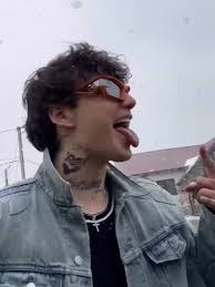 Xolidayboy Повестка