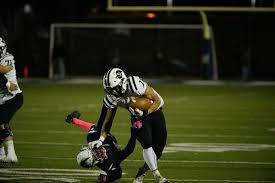 Bunts, Pirates' line overpower Blue Streaks